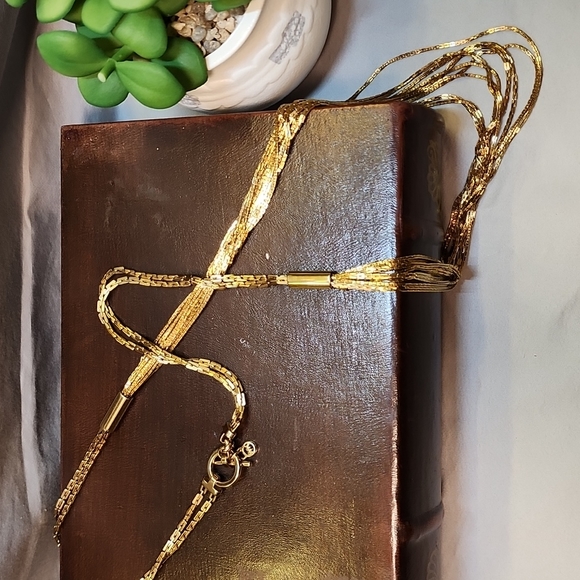 Michael Kors gold necklace - Picture 7 of 8